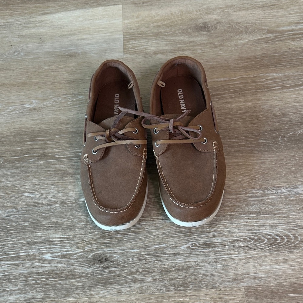 Old Navy Men's Tan Boat Shoes